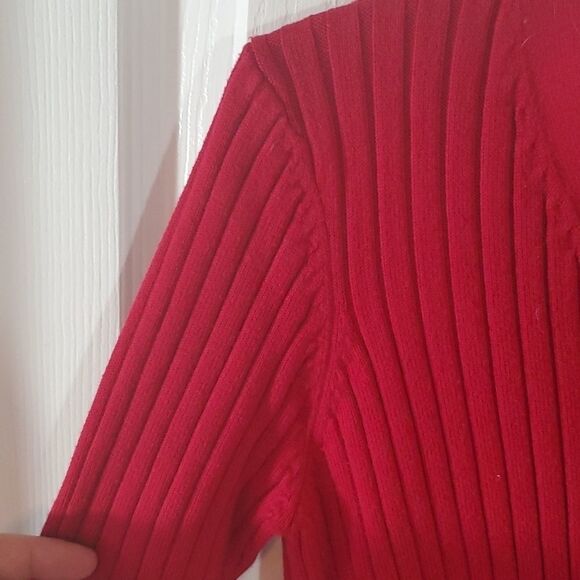 Dalia Red V-Neck Sweater - Picture 6 of 7